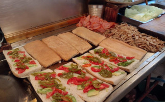 Torteria Y Taqueria El Cuñado food