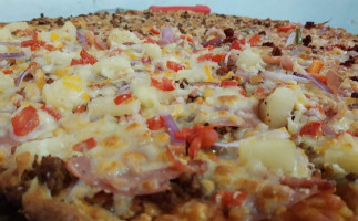 Pizza Lover's Escalerillas food