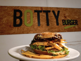 Botty Burger food