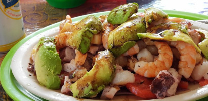 Mariscos El Toto food