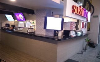 Sushi-itto inside