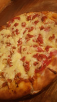 Giovanni's Pizza food