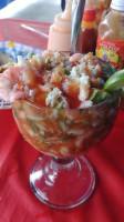 Mariscos Boulevard food