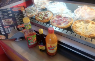 Pizzas Y Tortas D'liz food