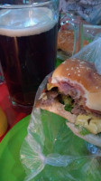 La Mancuerna Burger food