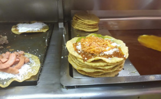 Los Tradicionales Sopes De La Romero food