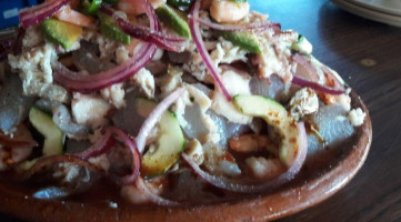 Mariscos El Bopes food