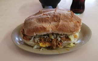 Deli-tortas food