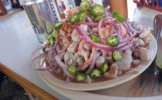 Mariscos Los Dos Plebes food