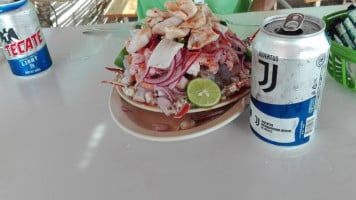 Mariscos Los Dos Plebes food