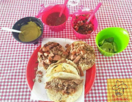 Tacos El Compadre food