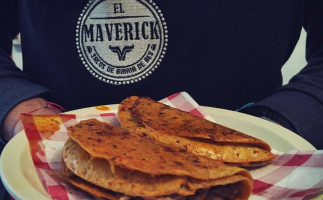 Tacos De Birria El Maverick food