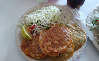 Gorditas Amel food