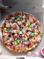 Karloo Pizza food