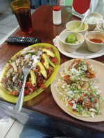 Taqueria Mixe food