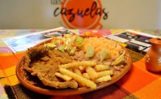 Laa Cazuelas food