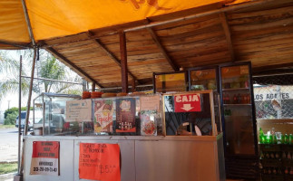 Tortas Ahogadas El Güero inside