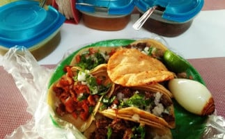 Tacos Carmelo food