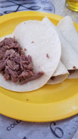 Barbacoa Y Consome De Borrego food