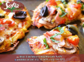 Sofia Pizza food