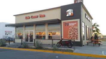 Little Caesars Pizza Paseo La Paz outside