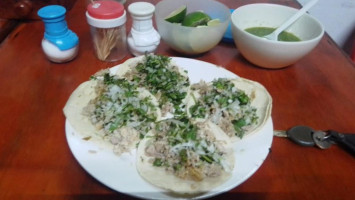 Taqueria La Pea food