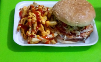 Hamburguesas El Pino food