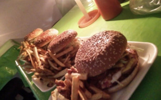 Hamburguesas El Pino food