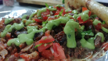 Taqueria Sarahi food