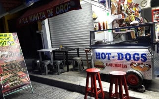 Hot-dog Y Hamburguesas El Chino food