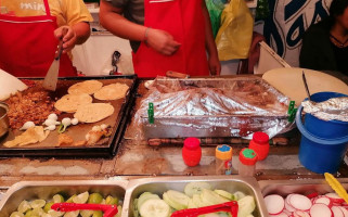 Taqueria El Coronel inside