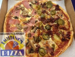 Emiliano´s Pizza food