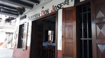 “don José” Taqueria outside