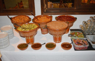 El Mesón food