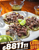 La Comadreja Tacos Beer food