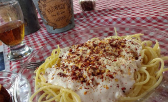 Pasta De Luigi food