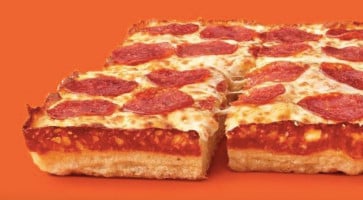 Little Caesars La Piedad food