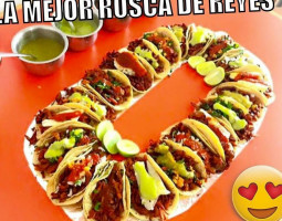 Taquería Arandas food