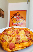 Pizzas Ponchito food