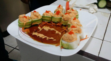 Sushi Doce food