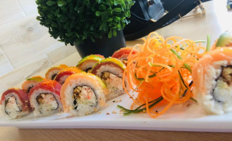 Yokiro Sushi Ley Vieja food