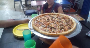 99 Gran Pizza inside