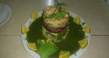 Mariscos Vallarta food