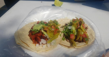 Tacos Don Yayus food