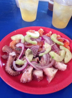 Mariscos El Kiki food