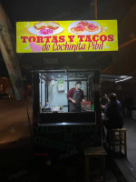 Tacos Y Tortas El Regio food