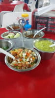 Taqueria Los Reales food