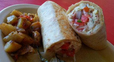 Picanton Baja Grill food