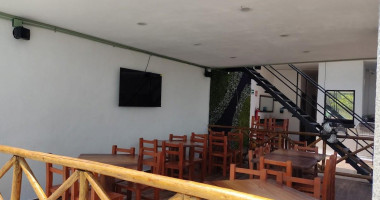 Mariscos Real Pacífico Suc. Quirino Ordaz inside