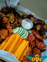 Crazy Wings Caucel food